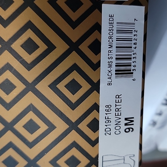 CHARLES BY CHARLES DAVID Converter Black Microsuede Size 9 Women's - Picture 6 of 6